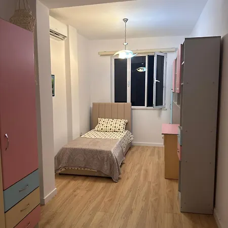 Gados * טיראנה