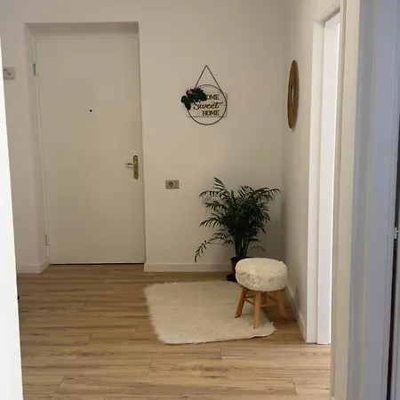 Gados * טיראנה